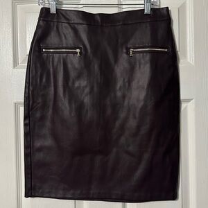 NWT Loft Faux Leather Zipper Front Pockets Pencil Skirt